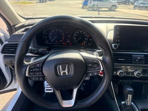 Used 2022 Honda Accord Sport Special Edition image 11