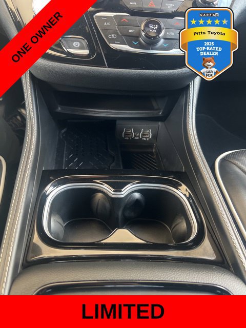 Used 2025 Chrysler Pacifica Limited FWD image 28