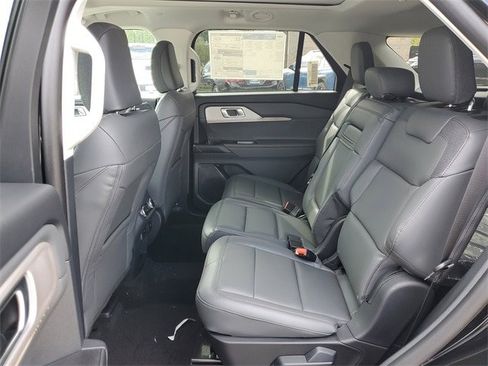 New 2025 Ford Explorer Active w/ Active Comfort Package image 33