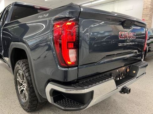 Used 2019 GMC Sierra 1500 SLE w/ SLE Value Package AWD/4WD image 35