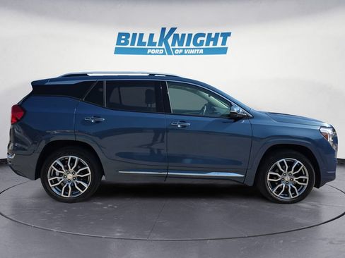Used 2024 GMC Terrain Denali w/ Denali Premium Package AWD/4WD image 6