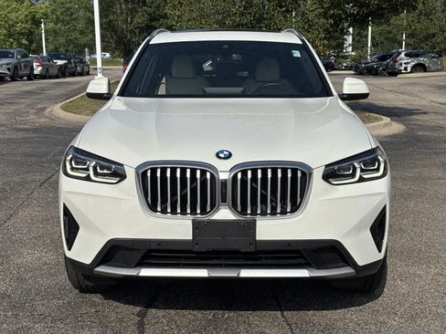 Used 2024 BMW X3 xDrive30i w/ Premium Package AWD/4WD image 2