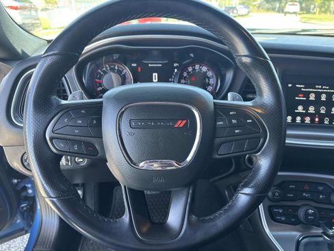 Used 2022 Dodge Challenger R/T w/ Blacktop Package image 22
