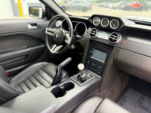 Used 2007 Ford Mustang GT image 19