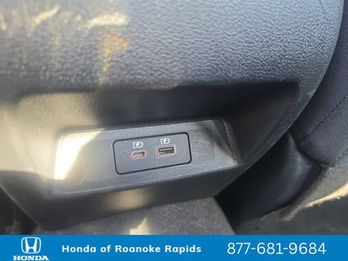 Used 2023 Nissan Altima 2.5 SV FWD image 26
