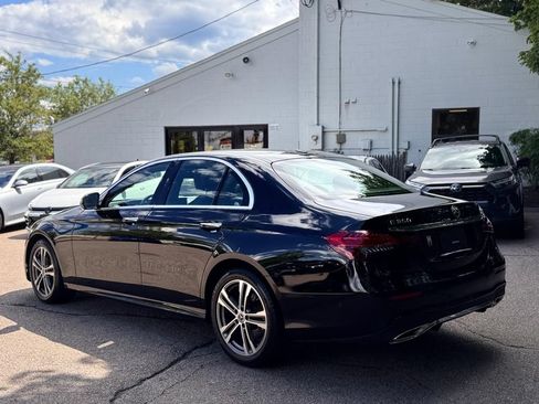 Used 2023 Mercedes-Benz E 350 4MATIC Sedan image 4