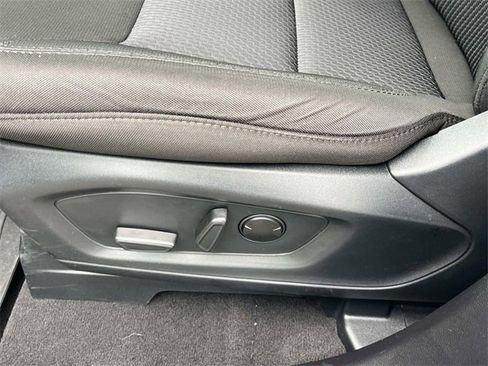 Used 2023 Ford Explorer XLT image 29