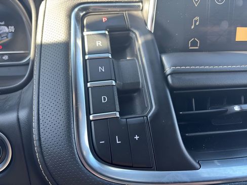 Used 2024 GMC Yukon SLT image 20