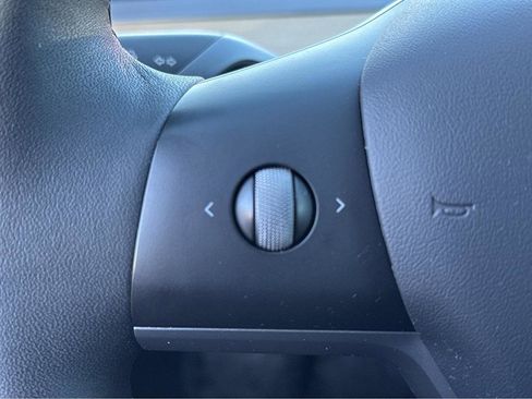 Used 2021 Tesla Model 3 Standard Range Plus image 21