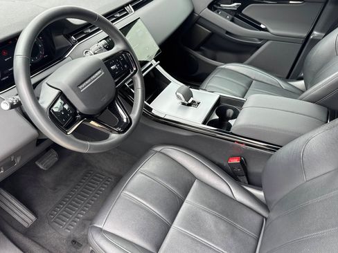 Used 2024 Land Rover Range Rover Evoque S AWD/4WD image 4