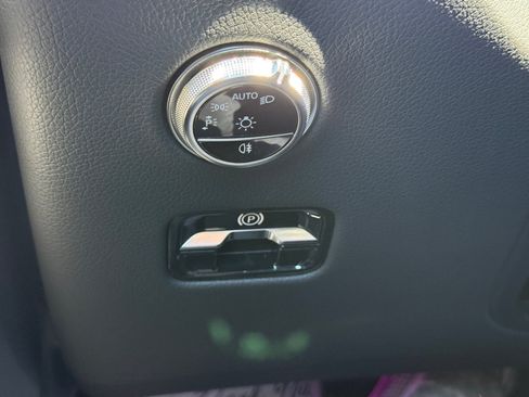 Certified 2026 Mercedes-Benz GLC 300 4MATIC image 14