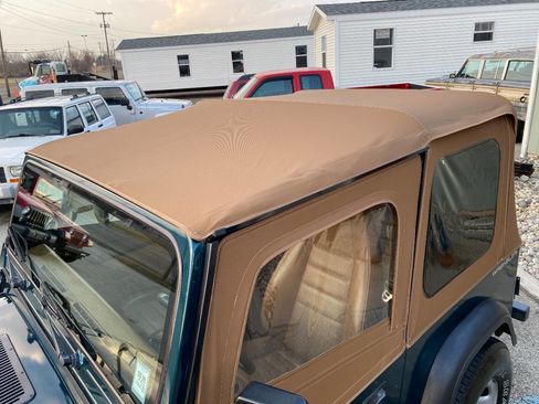 Used 1995 Jeep Wrangler Rio Grande image 50