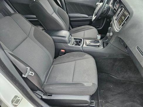 Used 2022 Dodge Charger SXT image 19