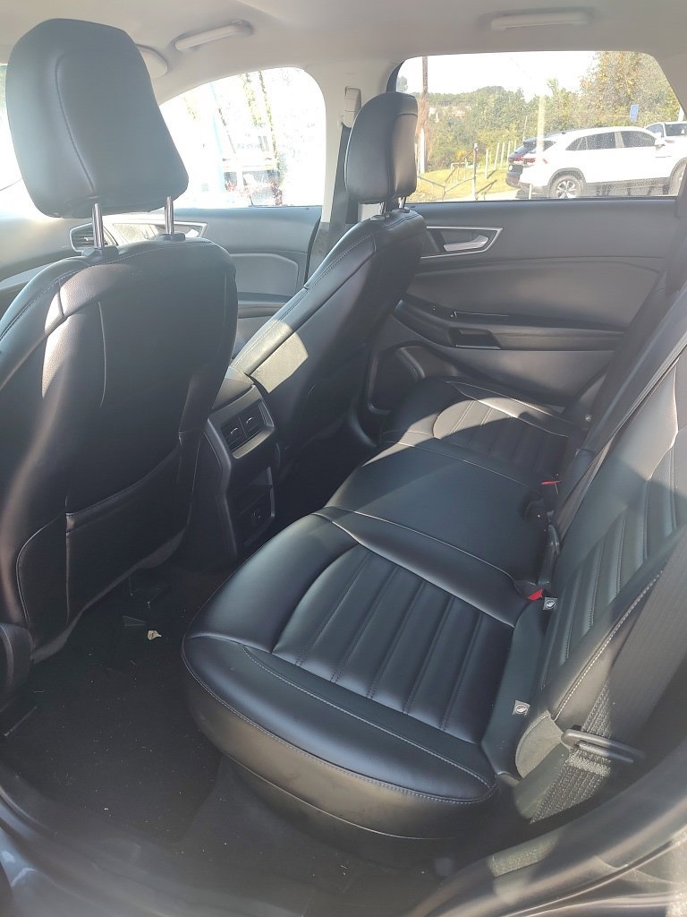 Used 2020 Ford Edge SEL FWD image 6