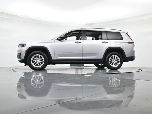 Used 2023 Jeep Grand Cherokee L Laredo w/ Luxury Tech Group I AWD/4WD image 39