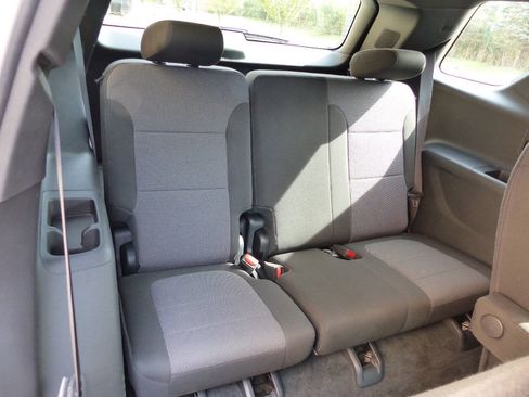 Used 2023 Chevrolet Traverse LT AWD/4WD image 49
