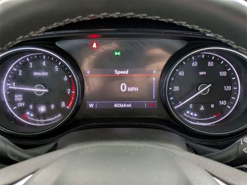 Used 2022 Buick Encore GX Select w/ Sport Touring Package image 35