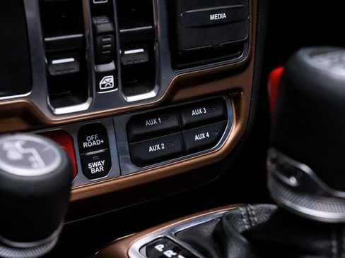 Used 2024 Jeep Wrangler Unlimited Rubicon 392 image 78