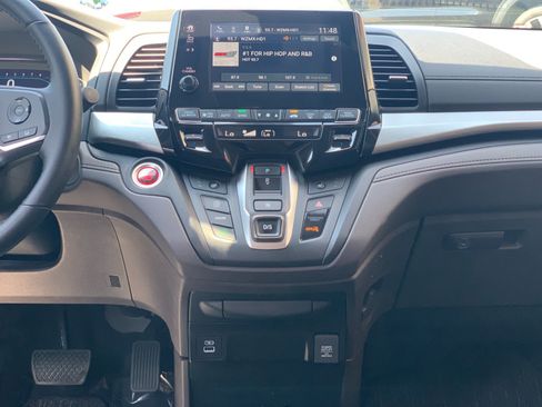 Used 2023 Honda Odyssey EX-L image 41