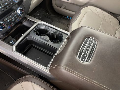 Certified 2019 Ford F250 Limited w/ FX4 Off-Road Package image 22