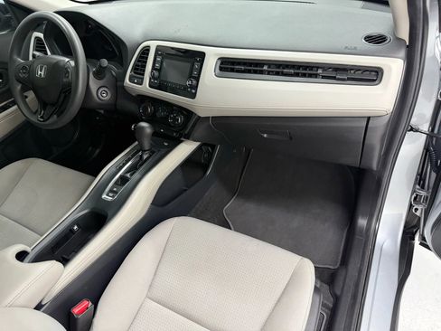 Used 2019 Honda HR-V LX image 23