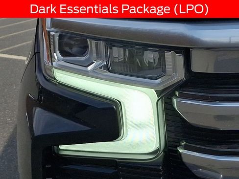 Used 2023 Chevrolet Silverado 1500 High Country w/ Technology Package image 9