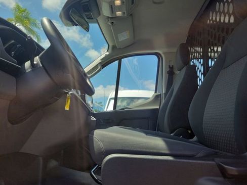 Used 2025 Ford Transit 250 Low Roof w/ Exterior Upgrade Package RWD image 9