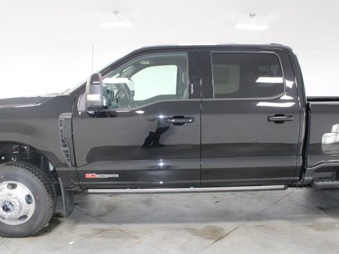New 2026 Ford F350 Platinum image 5