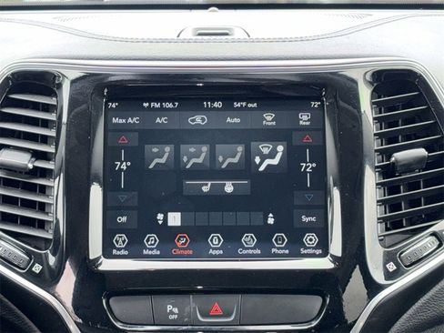 Used 2019 Jeep Cherokee Limited image 4