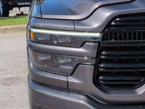 Certified 2025 RAM 2500 Laramie AWD/4WD image 9
