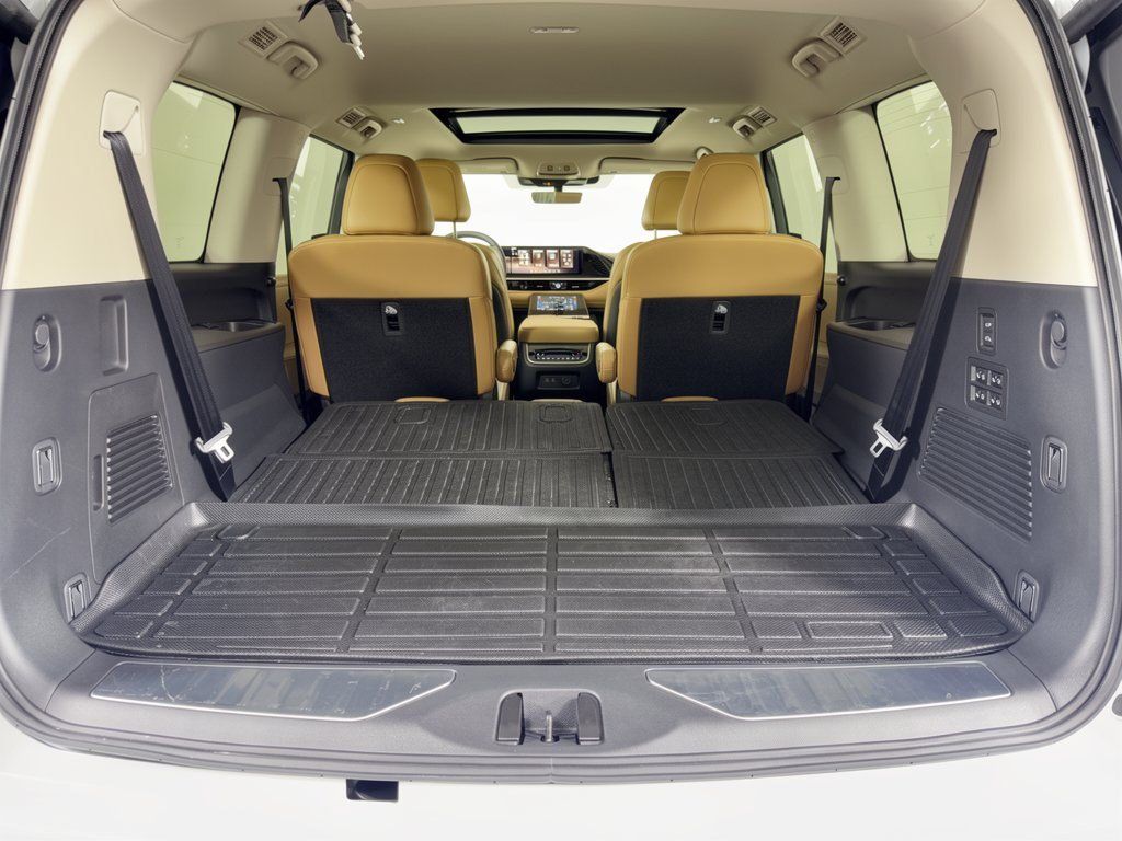 Used 2026 INFINITI QX80 Luxe w/ Cargo Package AWD/4WD image 28