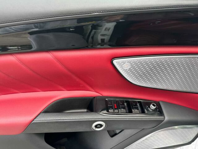 Used 2023 Maserati Grecale Modena AWD/4WD image 11