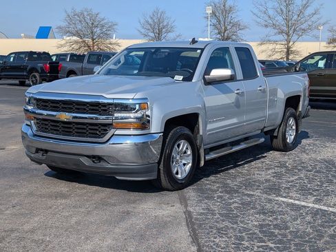 Used 2018 Chevrolet Silverado 1500 LT image 3