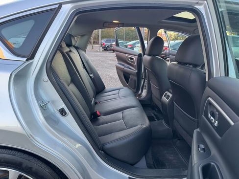 Used 2016 Nissan Altima 2.5 SL w/ 2.5 Technology Package image 16