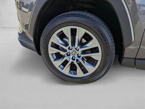 Certified 2023 Toyota RAV4 XLE Premium image 24