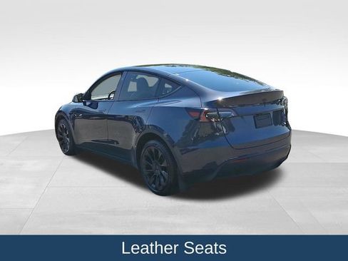 Used 2024 Tesla Model Y Long Range AWD/4WD image 5