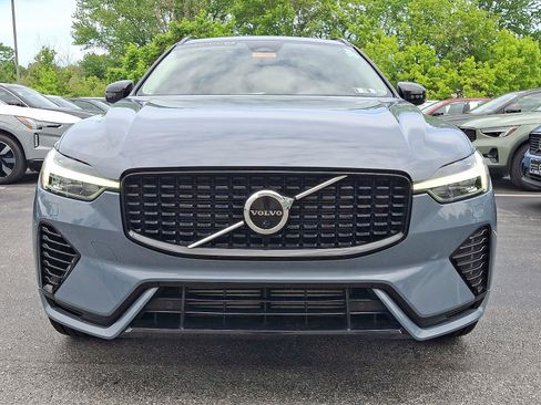 Certified 2023 Volvo XC60 T8 Ultimate w/ Climate Package AWD/4WD image 2