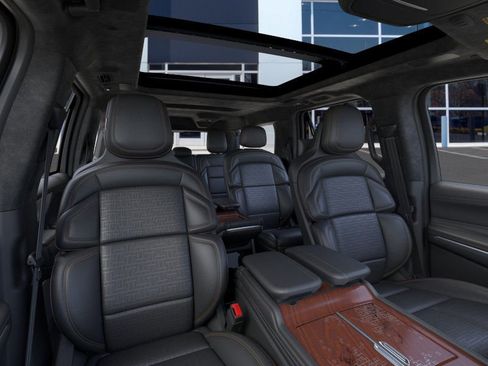New 2025 Lincoln Navigator L Black Label image 10
