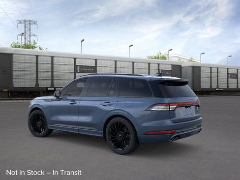 New 2026 Lincoln Aviator Reserve w/ Luxury Package AWD/4WD image 4