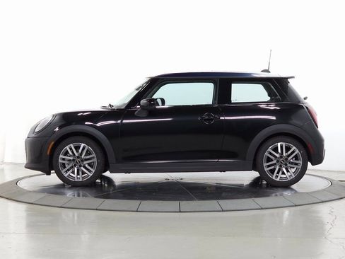 Used 2025 MINI Cooper S image 5