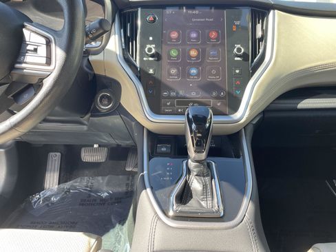 Used 2024 Subaru Outback Limited image 12