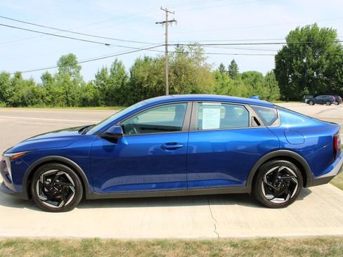 Used 2025 Kia K4 EX FWD image 23