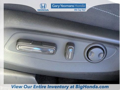 Certified 2025 Honda CR-V EX image 24