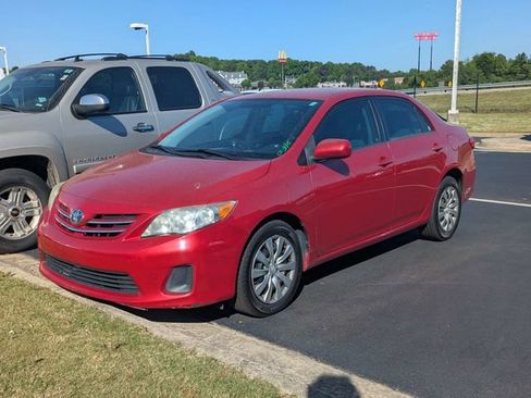 Used 2013 Toyota Corolla LE image 5