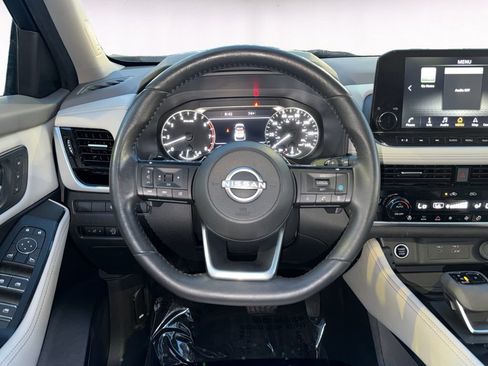 Used 2023 Nissan Rogue SL w/ SL Premium Package AWD/4WD image 12