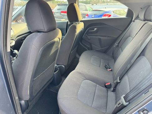 Used 2016 Kia Rio LX image 13
