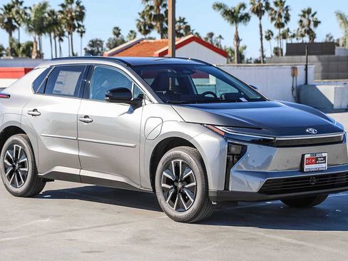 New 2026 Toyota bZ XLE Plus image 4