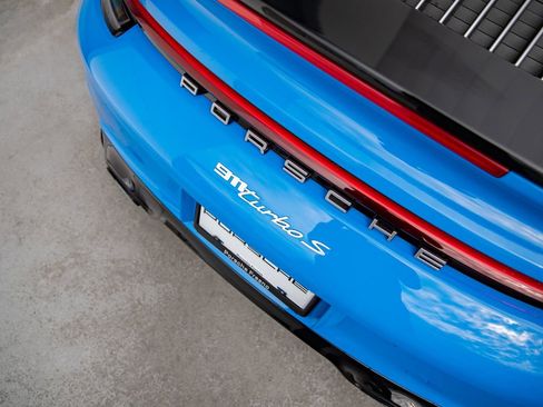 Used 2022 Porsche 911 Turbo S image 27