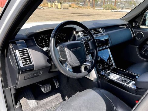 Used 2022 Land Rover Range Rover Westminster Edition image 17