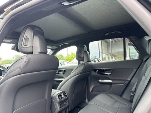 New 2025 Mercedes-Benz GLC 300 4MATIC image 14